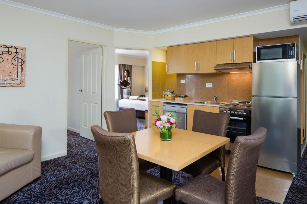 Best Western Plus Hovell Tree Inn Albury Exterior photo